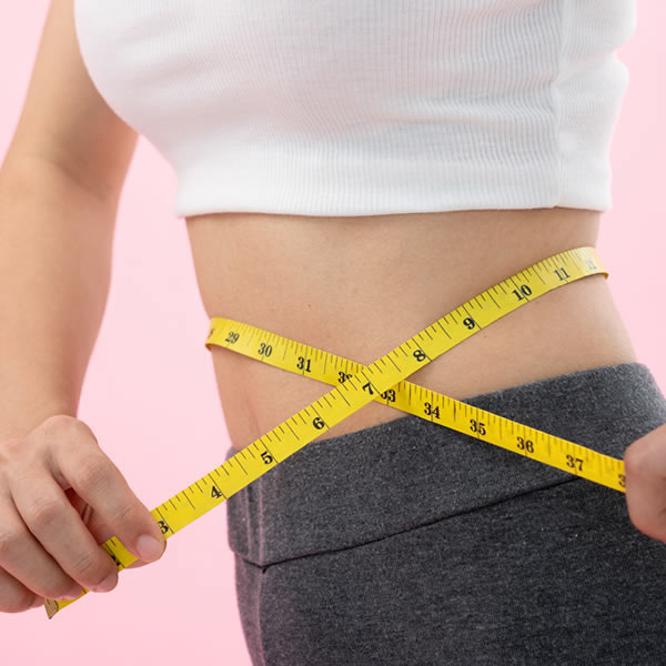 韓后 體重管理 瘦瘦筆 Saxenda 善纖達，是一種GLP-1 類似物，屬天然荷爾蒙，會因進食而釋放，作用於下視丘，在此處與食慾和食物攝取調節有關的特定神經元進行交互作用，能夠讓人產生飽足感、抑制食慾，減緩胃部排空的速度進而使人減少食物攝取量，來達到減重的效果...
